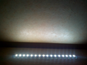 Вид распределения света вдоль светильника.